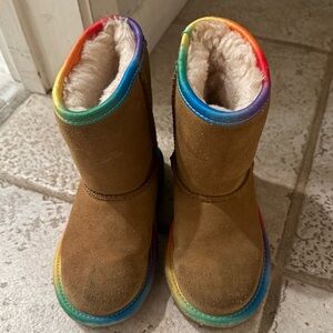 UGG kids chestnut rainbow genuine shearling lined boot